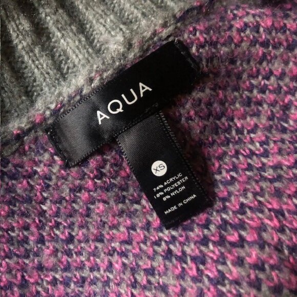 AQUA Pink Grey Plaid Pullover Sweater Quarter Zip Size XS Excellent Condition - Picture 4 of 4